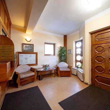 Lilla Panzio Hotel Odorheiu Secuiesc Luaran gambar