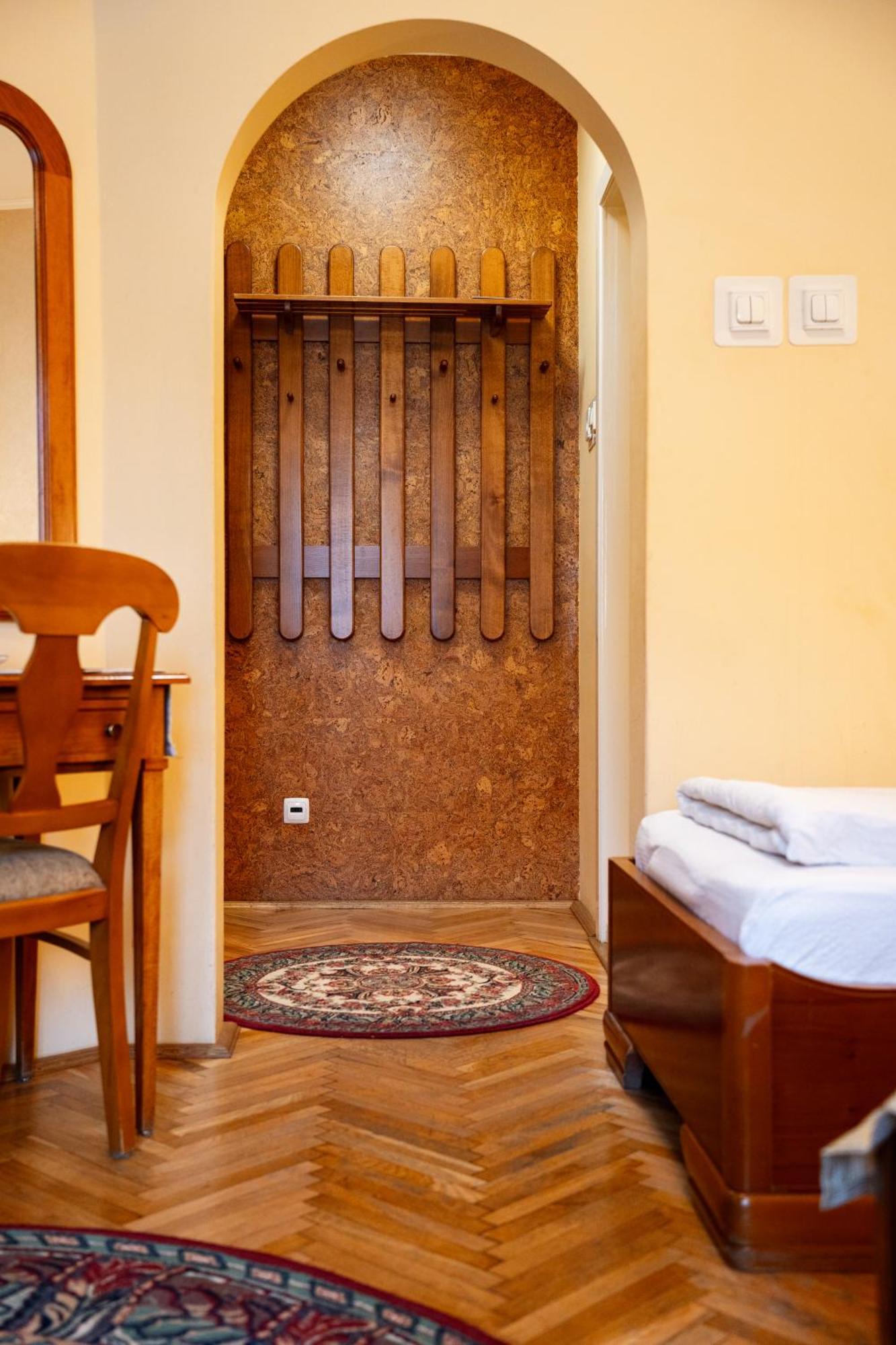 Lilla Panzio Hotel Odorheiu Secuiesc Luaran gambar